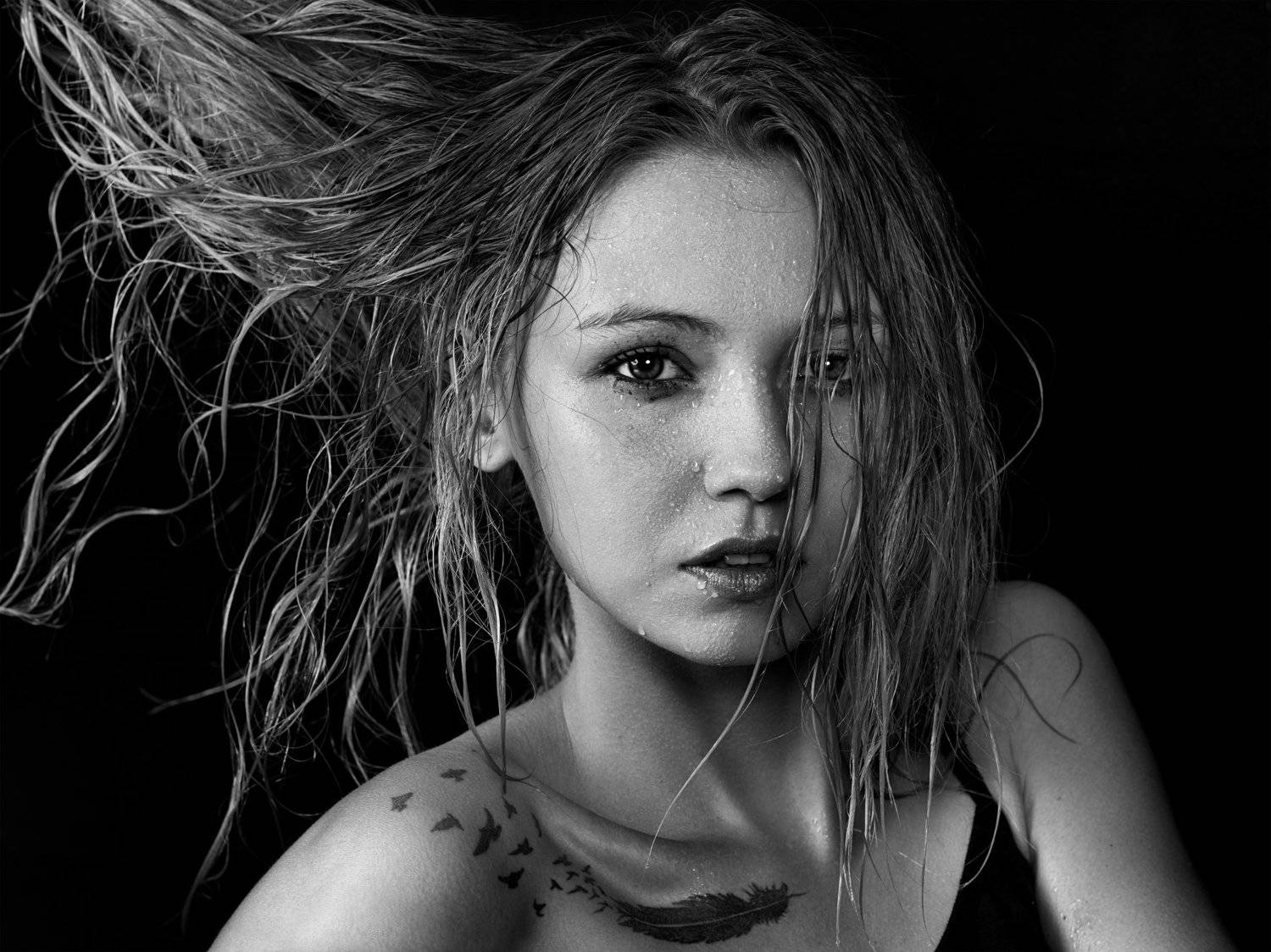 beauty, beauty photographer, model, headshot, closeup, makeup, long hair, eyes, facial, photographer, photography, Gary McGillivray-Birnie