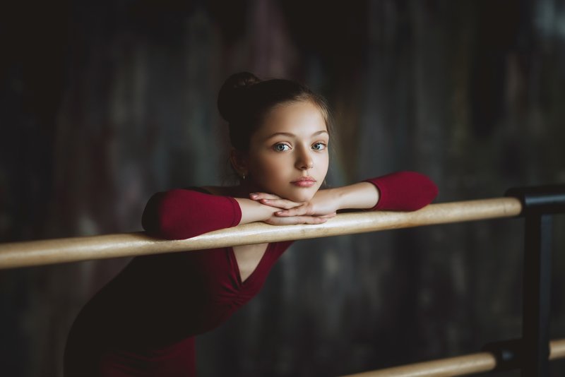 Танцовщица фото превью