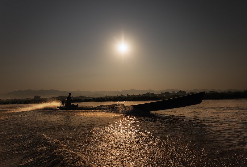 Fisherman, Inle Lake Myanmar фото превью