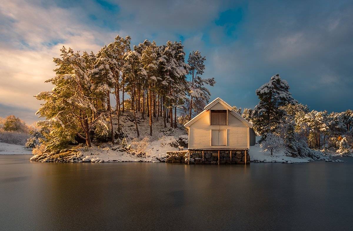 norway,sunrise,light,building,mood, Tomek Orylski