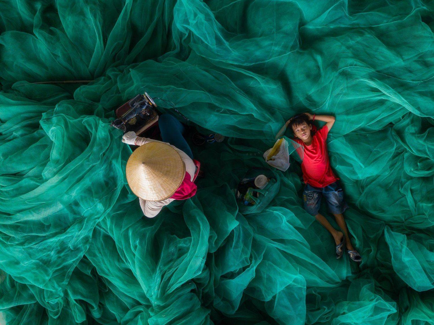 fishnet, vietnam, mom, family, travel, sew, Hung Pham