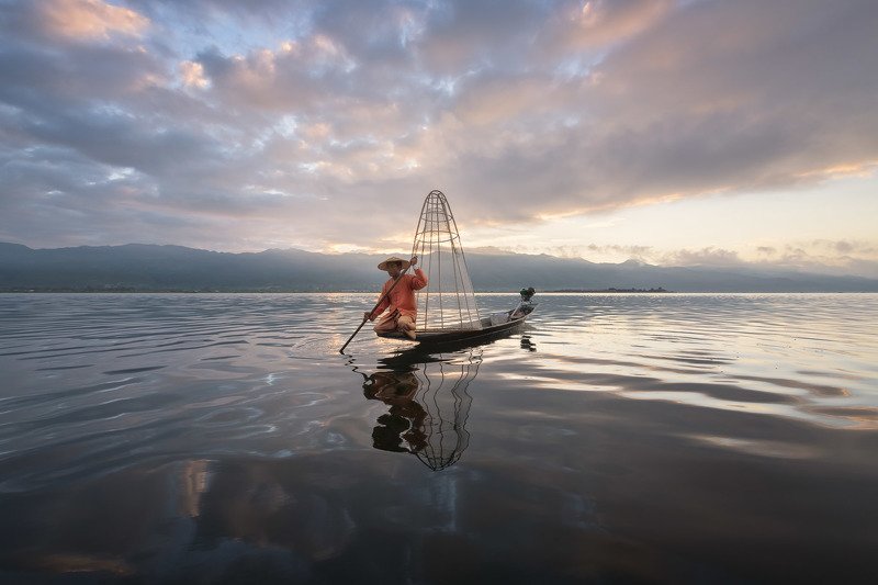 asia, asian, attraction, balance, balancing, bamboo, boat, burma, burmese, canoe, catching, clouds, countryside, culture, dawn, famous, fish, fisherman, fishing, inlay, inle, kayak, lake, landscape, lifestyle, local, man, morning, myanmar, nature, net, oa Entering the Path фото превью