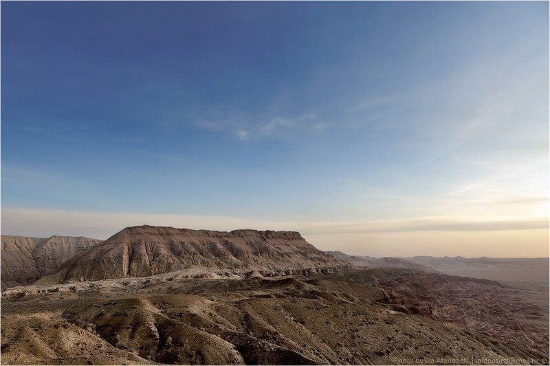 алтын-эмель, крем-брюле, горы актау Алтын-Эмель, октябрь 2011 г. семь (остатки) фото превью