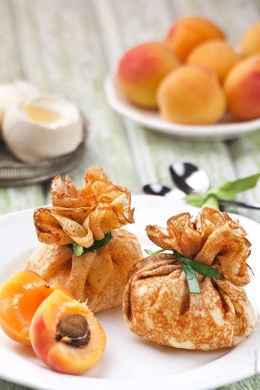 Блины с абрикосами и маскарпоне фото превью