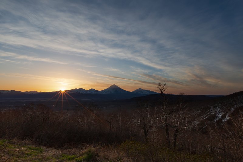 Камчатка, вулкан, весна, восход На восходе дня  фото превью