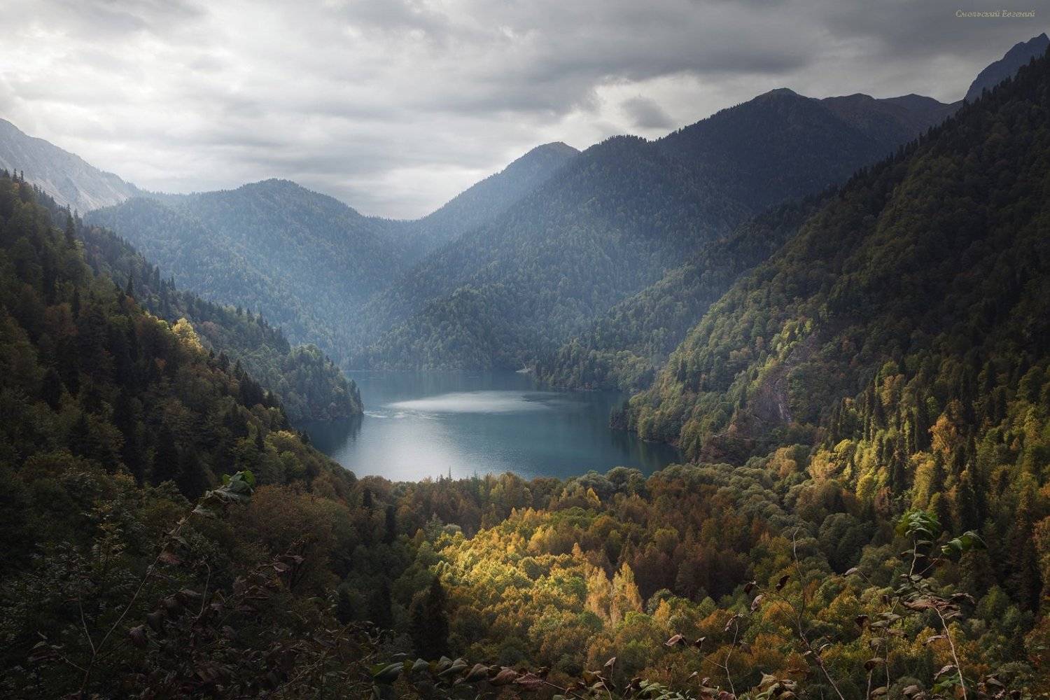горы, абхазия, оз рица, вершина, осень, пасмурно, лес., Смольский Евгений