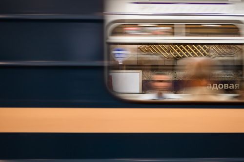 Станции разные нужны