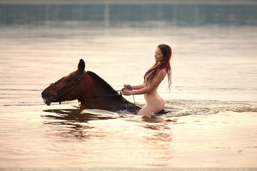 Купание красного коня