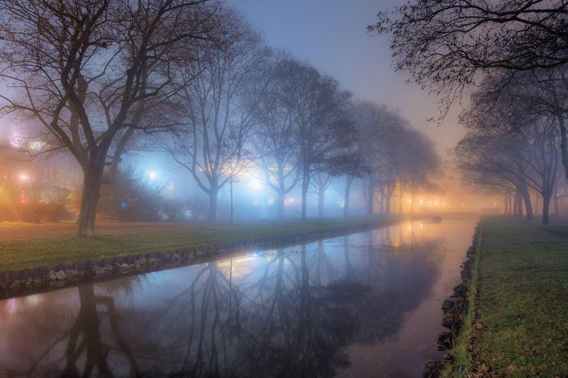 вечер, канал, туман, свет Туман фото превью