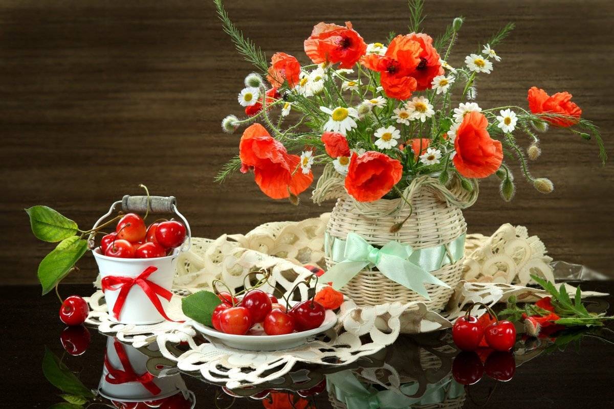 натюрморт, букет,  ромашки, черешня,, Шруб (Беляева) Татьяна