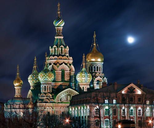 Лунный «Спас на Крови» в Питере