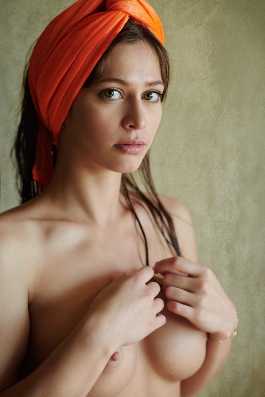 Portrait in oriental style фото превью