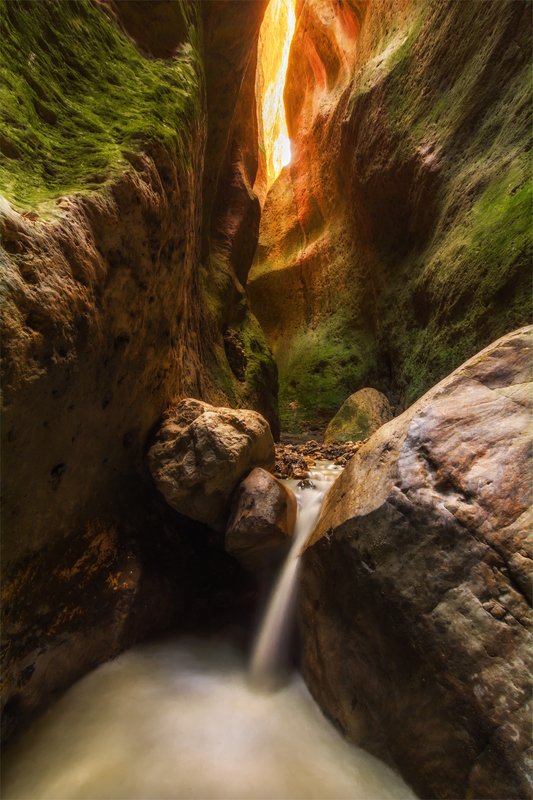 природа, пейзаж, горы, кавказ, природа россии, дикая природа, закат, свет, облака, вечер, весна, ущелье, теснина Карадахская теснина фото превью