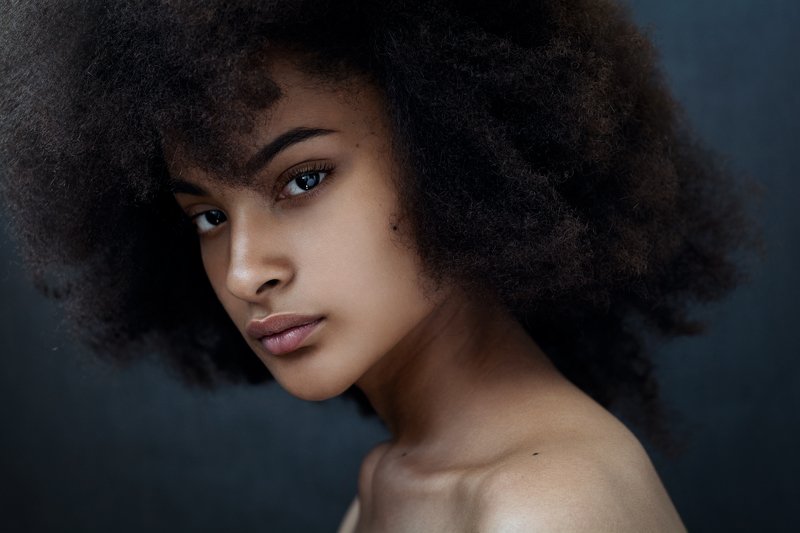 девушка, , темнокожая, портрет, модель, гламур, girl, popular, art, model, young, woman, beautiful, studio, african Стелла фото превью