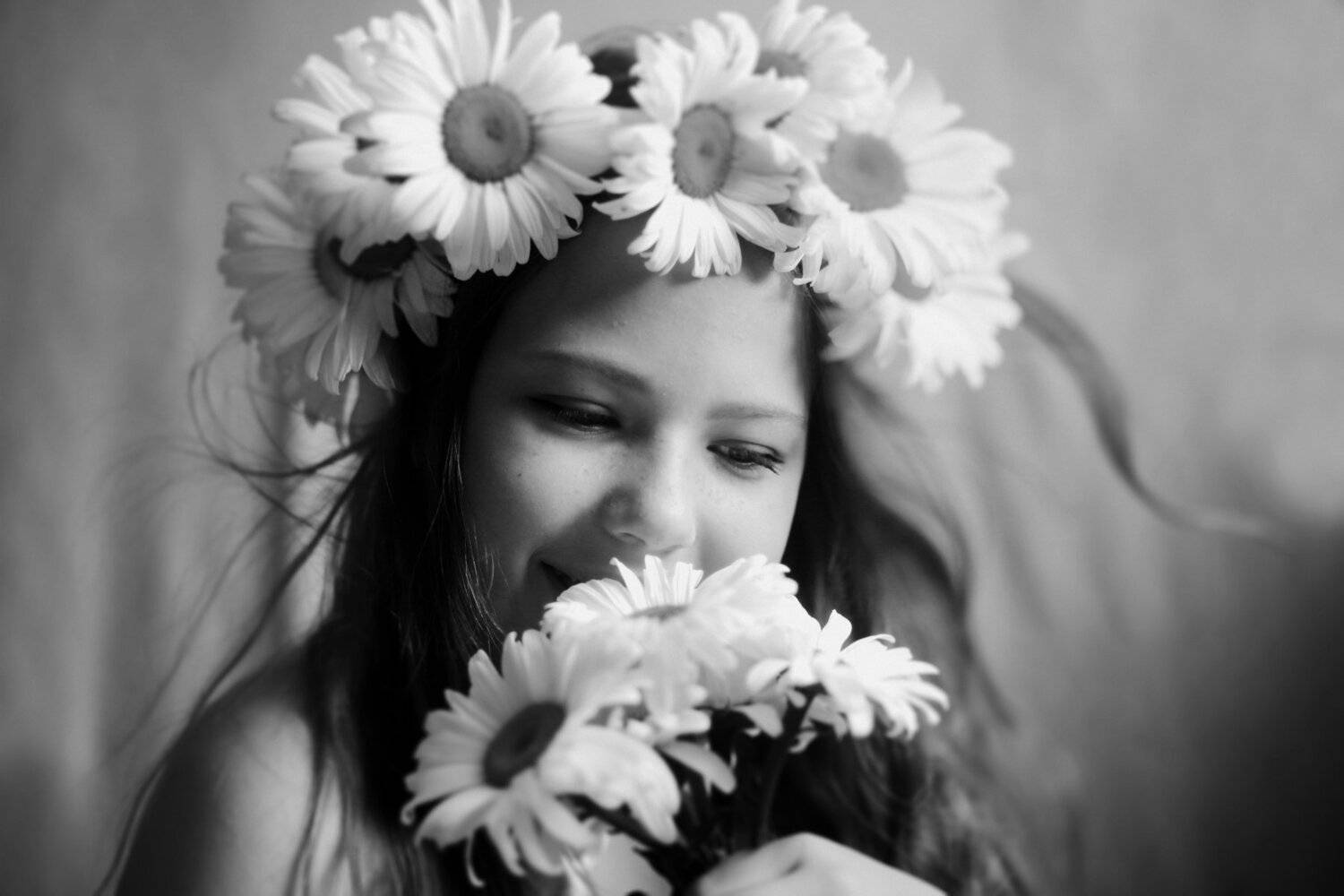 черно-белое ромашки девочка с ромашками вера шамраева, Вера Шамраева