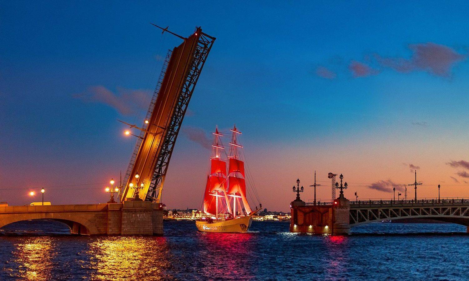 scarlet sails, st. petersburg, peter, st. petersburg, white nights, sunset, dawn, bridge, neva, summer, sailboat, brig, russia, алые паруса, санкт петербург, питер, спб, белые ночи, закат, рассвет, мост, нева, лето, парусник, бриг, россия, Сергей Крылов
