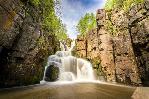 Уковский водопад