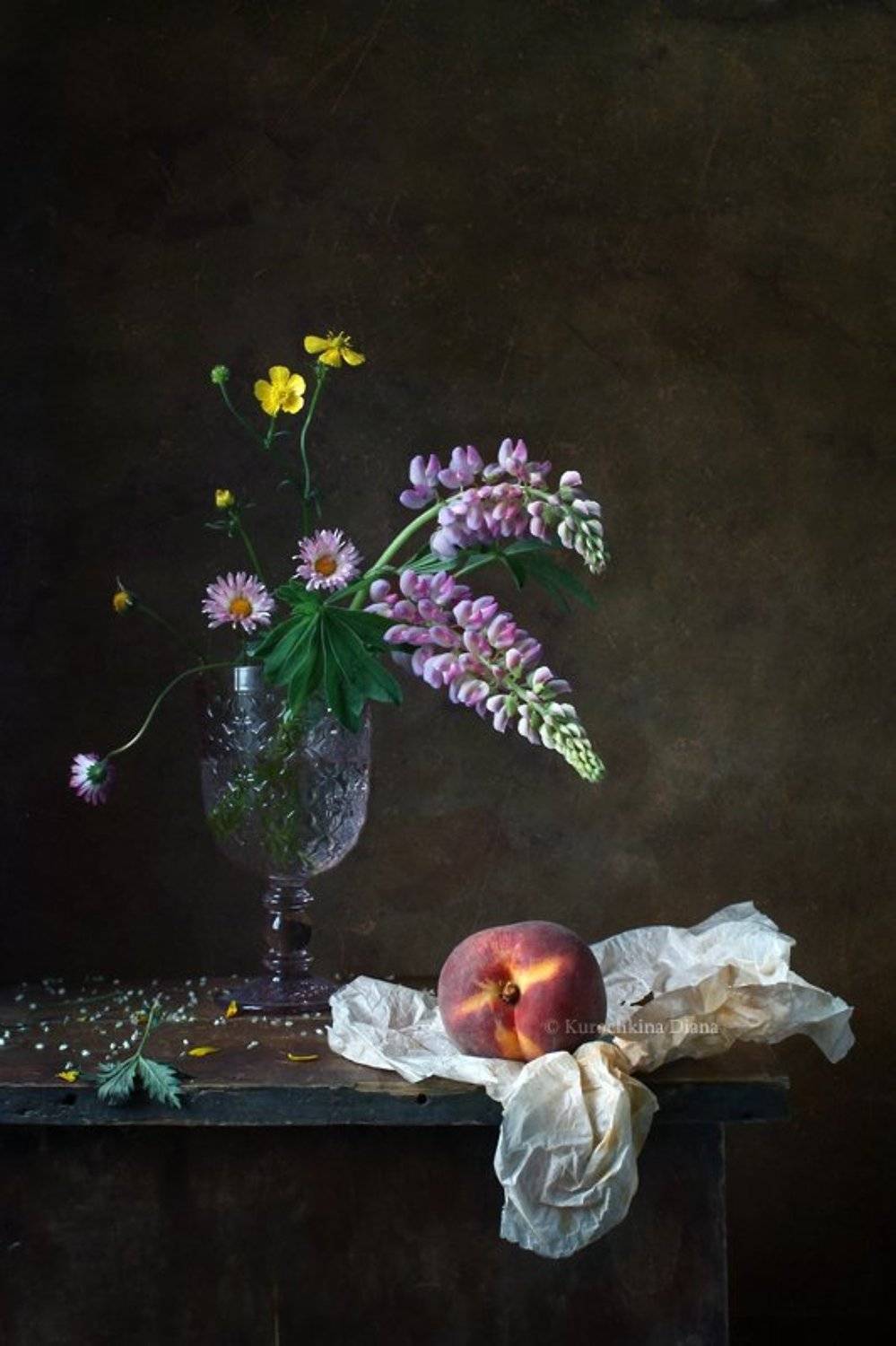 натюрморт, лето, цветы, букет, персик, Курочкина Диана