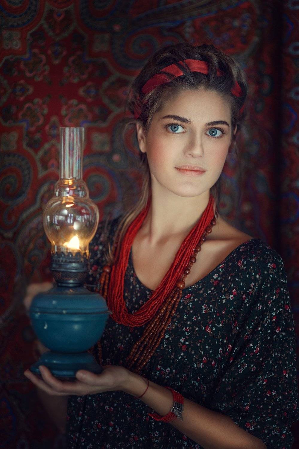 девушка, взгляд, голубые глаза, русский стиль, зима, Оксана Ведмеденко