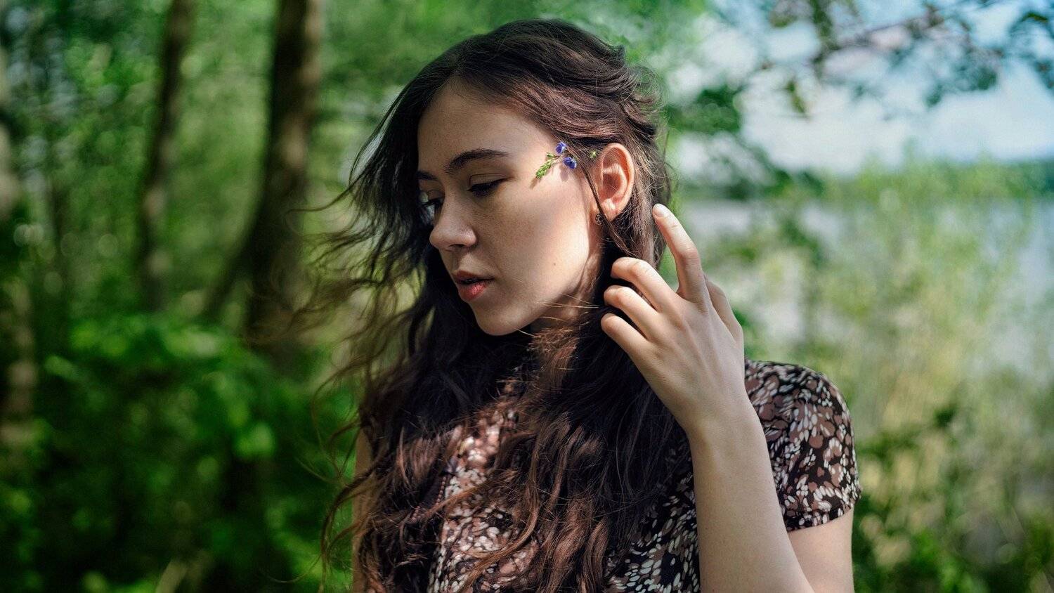 портрет, девушка, нежность, зелень, весна, лето, Константин