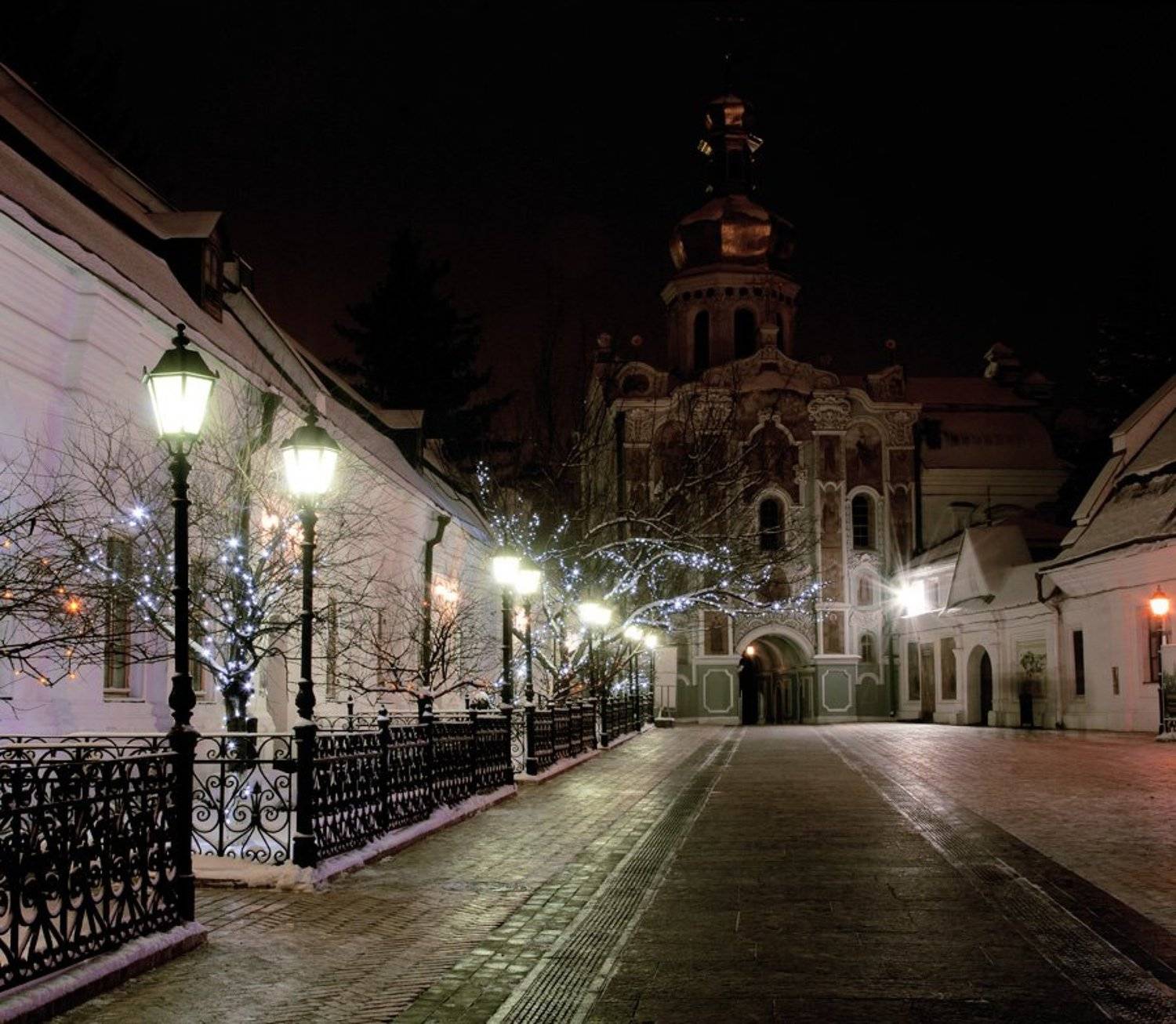 ночь,свет,храм,арка,фонарь,, Александр