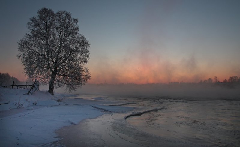 Парящая река фото превью