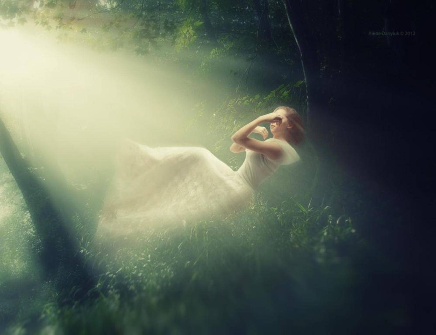 парящая, Данилюк Алёна