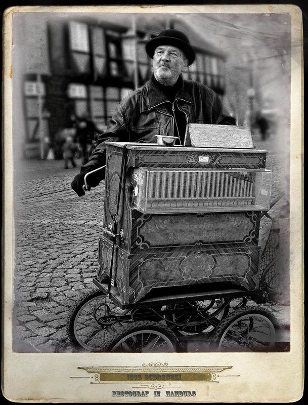 германия, шарманщик Грустная мелодия фото превью