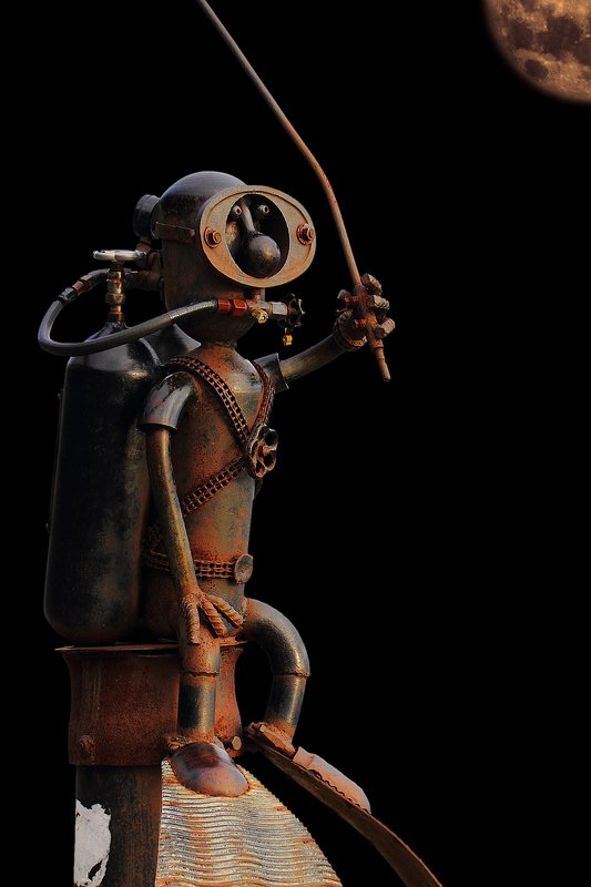 инсталляция, концепция, темнота, installation, concept, steel, swimmer, darkness, light, people Стальной плавец... фото превью