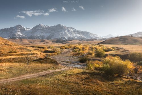 Предместье реки Текес