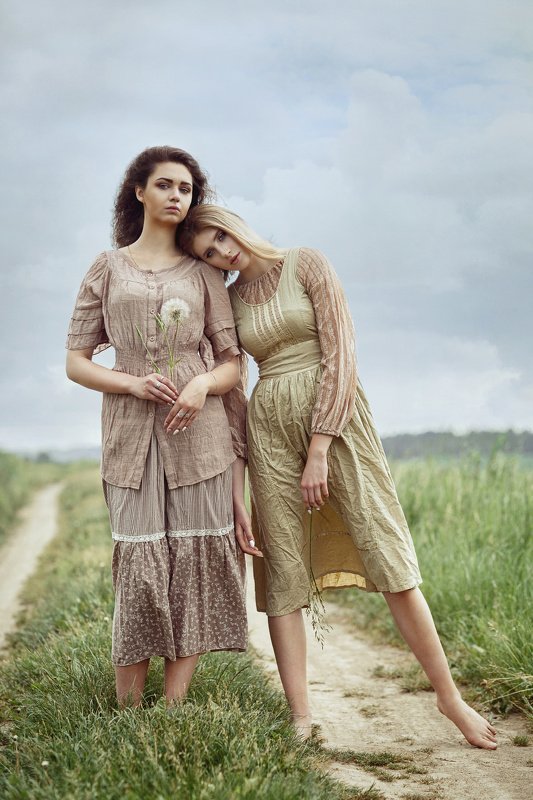 портрет, женский портрет, взгляд, лето, поле, одуванчик *** фото превью