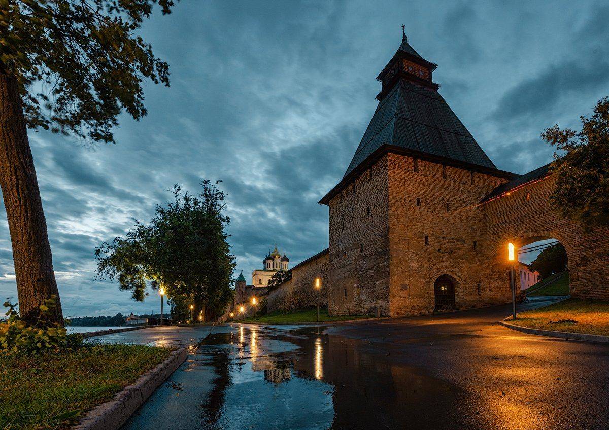 псков, ночь, вечер, россия, Майя Афзаал