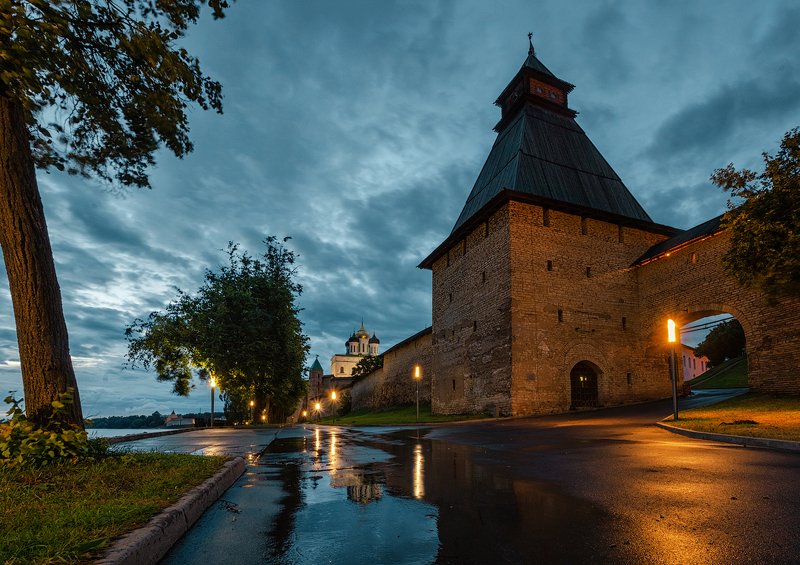 псков, ночь, вечер, россия После дождя фото превью