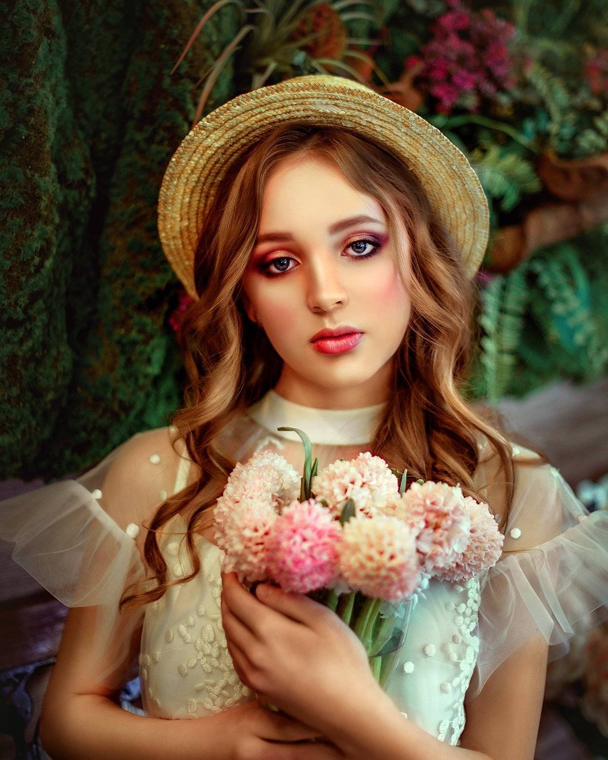 портрет, девушка, шляпка, лето, цветы, красная помада, portrait, face, girl, woman, summer, flowers, yellow, red, Марина Семёхина