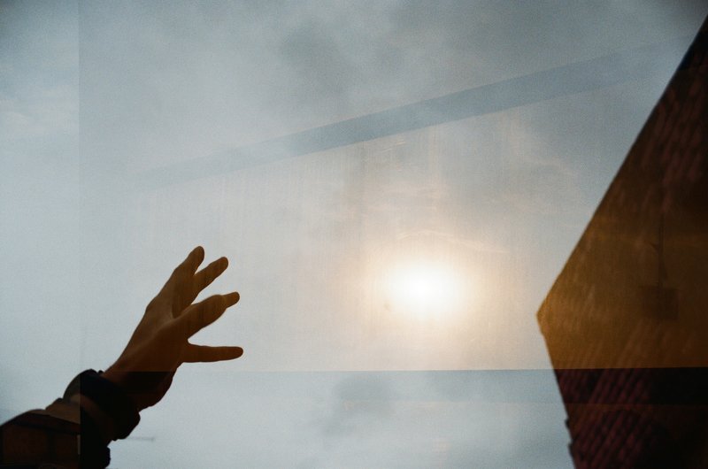 Follow the Sun фото превью