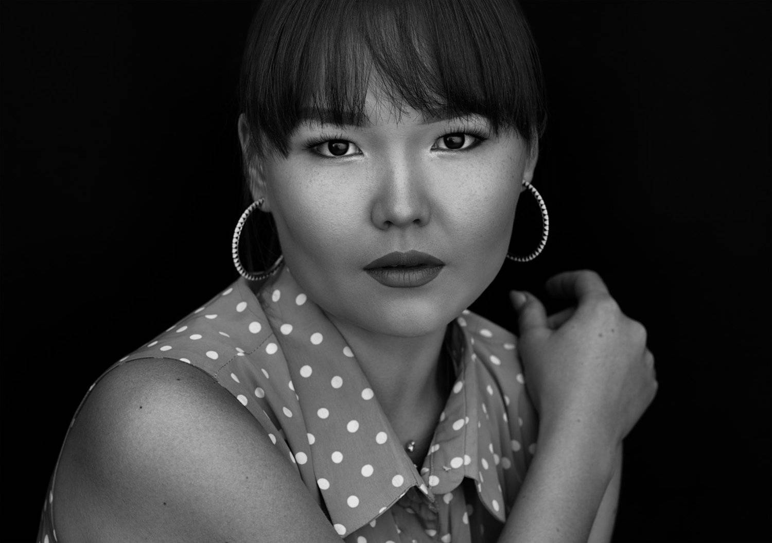 beauty, beauty photographer, model, headshot, closeup, makeup, long hair, eyes, facial, photographer, photography, hasselblad, Gary McGillivray-Birnie