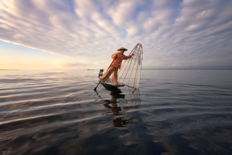 asia, asian, attraction, balance, balancing, bamboo, boat, burma, burmese, canoe, catching, clouds, countryside, culture, dawn, famous, fish, fisherman, fishing, inlay, inle, kayak, lake, landscape, lifestyle, local, man, morning, myanmar, nature, net, oa The Endless River фото превью