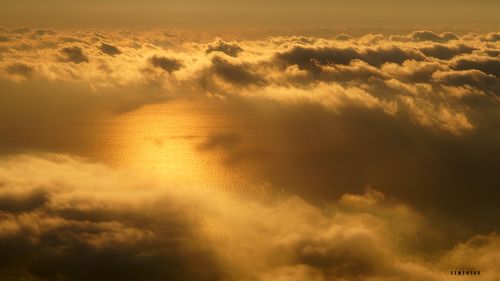 Море над морем.