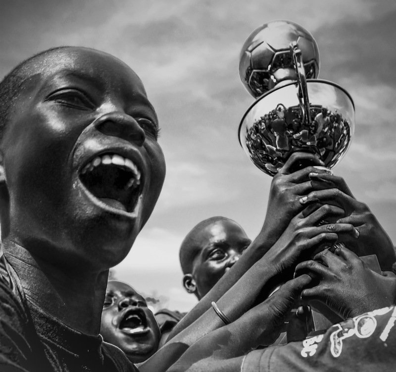 Looks at expressions фото превью