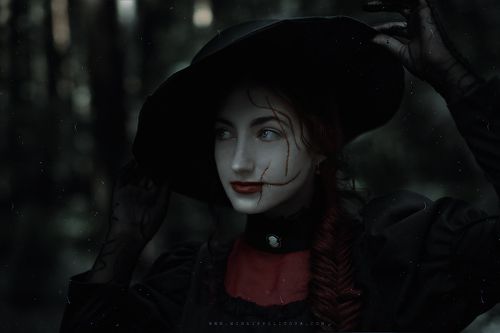 Л е д и  в ч е р н о м