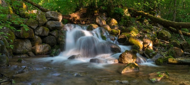 изборск, псков, река, вода, природа, камни, мельница Мельничный ручей фото превью