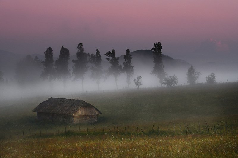 Туманный вечер в Румынии фото превью