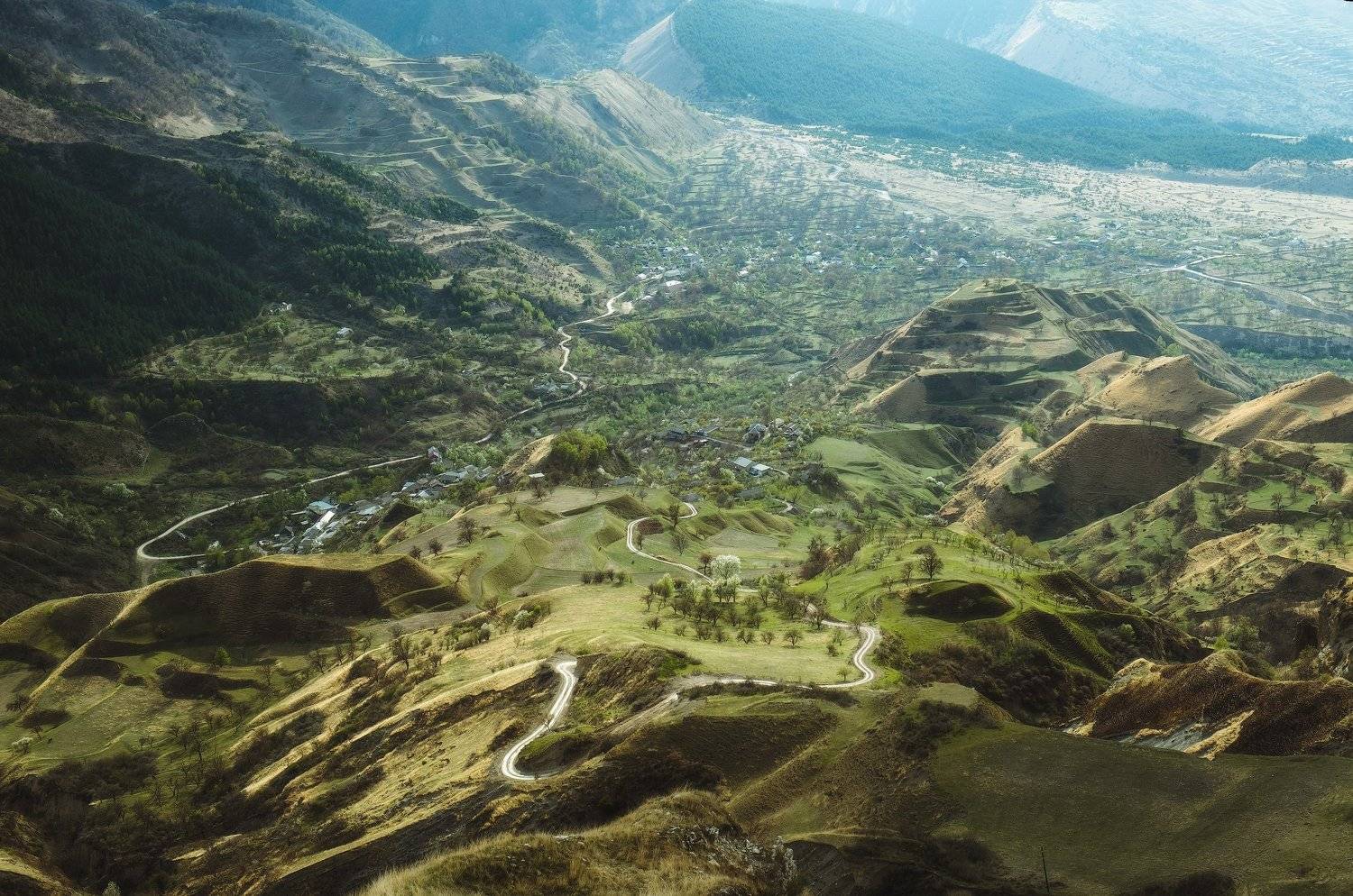 россия, дагестан, кавказ, горы, перевал, амишта, пейзаж, день, весна, село, долина, природа, плато, Оборотов Алексей