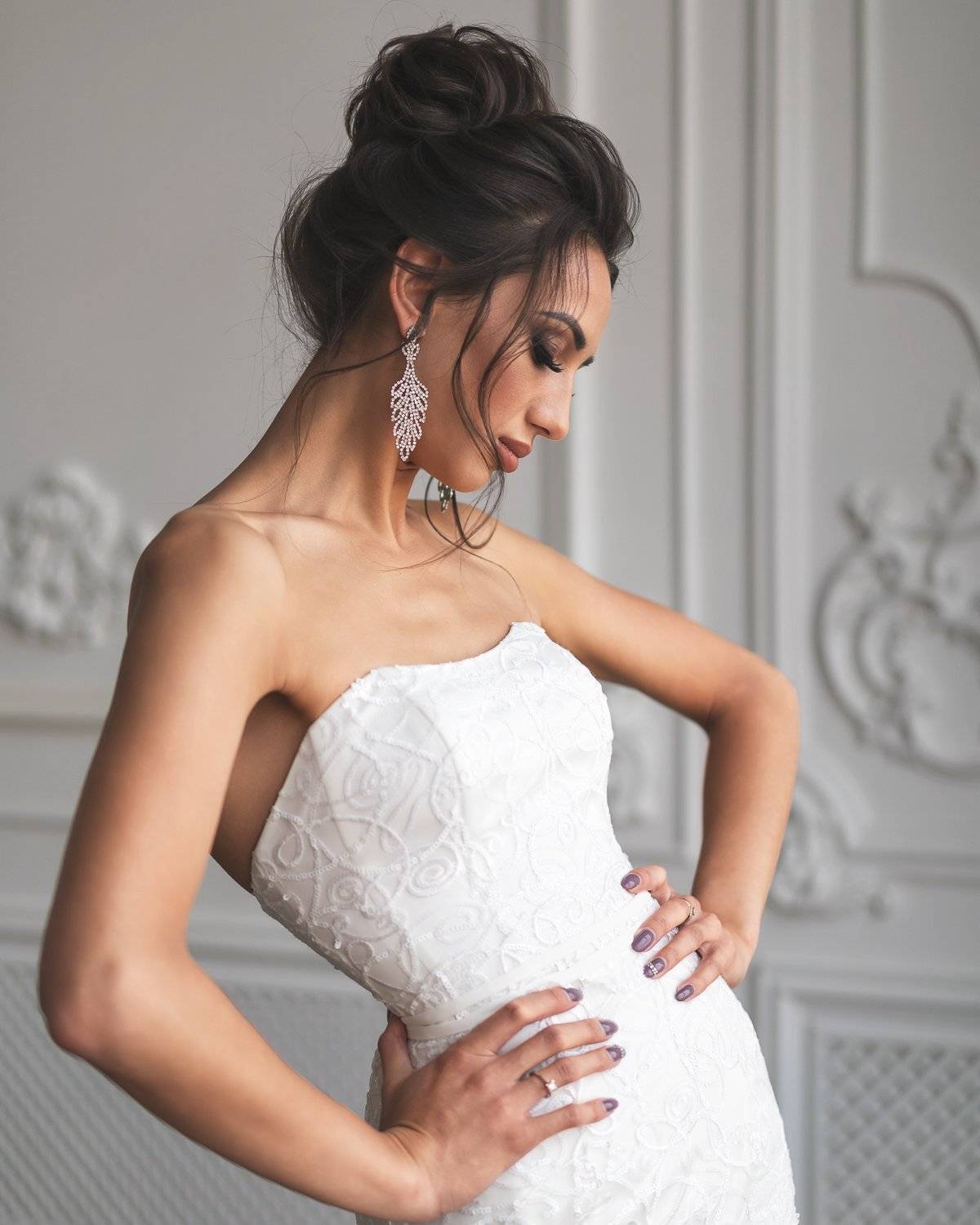 невеста, прическа, платье, свадьба, интерьер, сережки, локоны, красивая, гламур, Денис Бухлаев