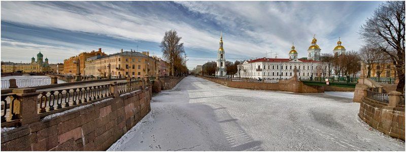 Перекрёсток двух каналов фото превью