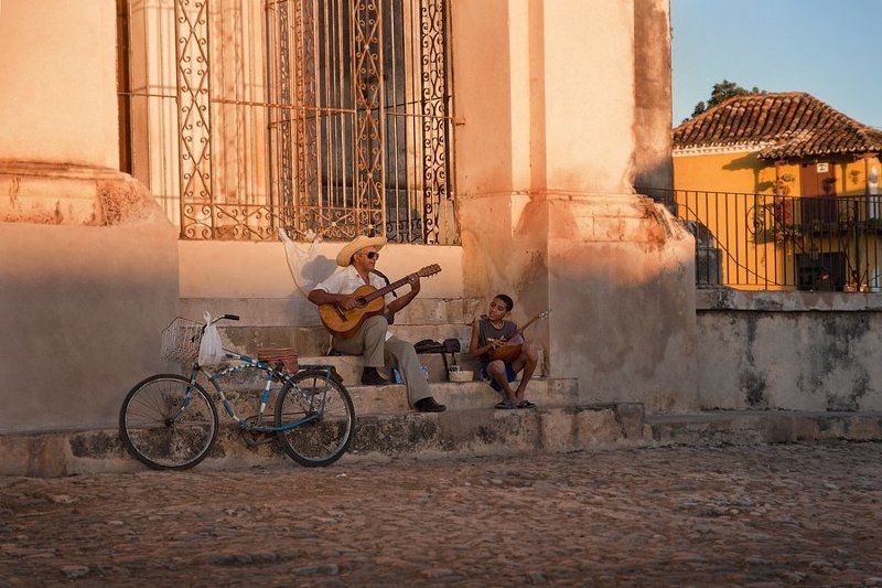 cuba, trinidad вечерний блюз фото превью