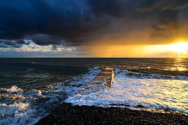россия, краснодарский край, черное море, сочи, адлер The Sunshower фото превью