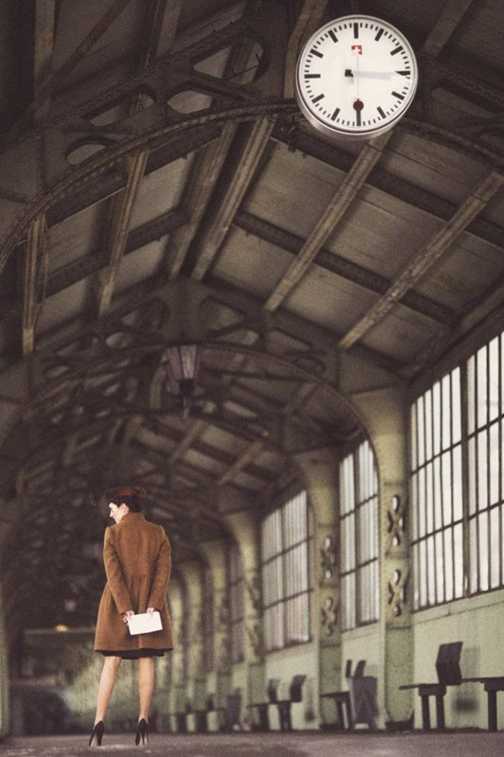 вокзал, Сергей Тезиков