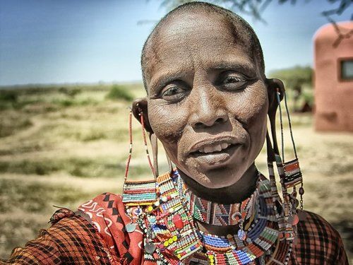 женщина из племени Масаи