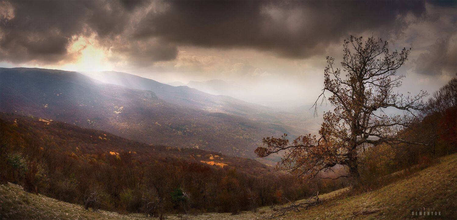 крым, горы, учт-таш, главная гряда, панорама, осень, лес, mountains, forest, autumn, mist, dawn., Семенюк Василий